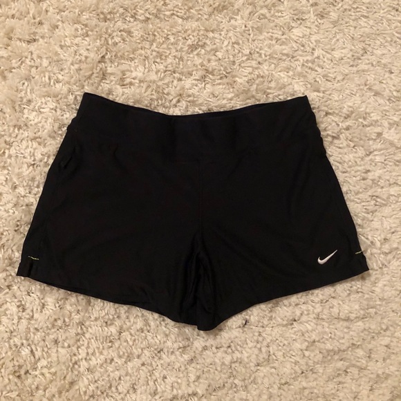 NIKE black running shorts! Size small - Picture 3 of 4